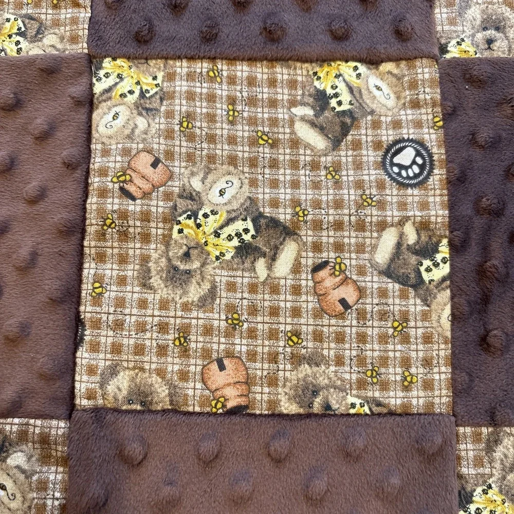 Vintage Patchwork Quilt Table Topper, Four Patch Squares Bears Brown‎ 2 Blankets
